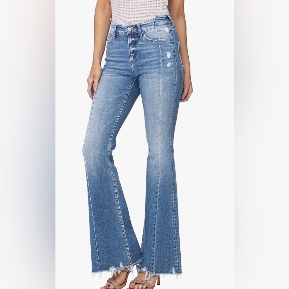 Flying Monkey Jeans High Rise Flare with Front Yolk Detail. Size 27x33. - Picture 8 of 8